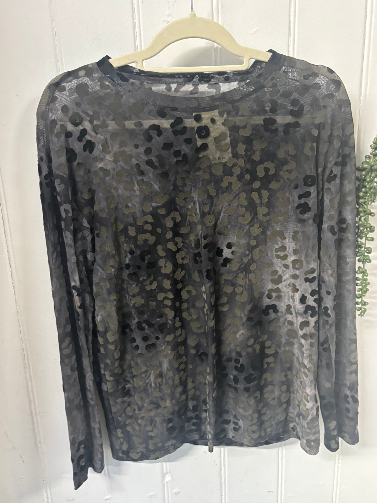 Flock Leopard Mesh
