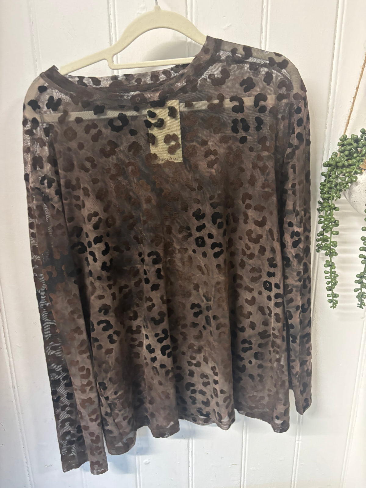 Flock Leopard Mesh