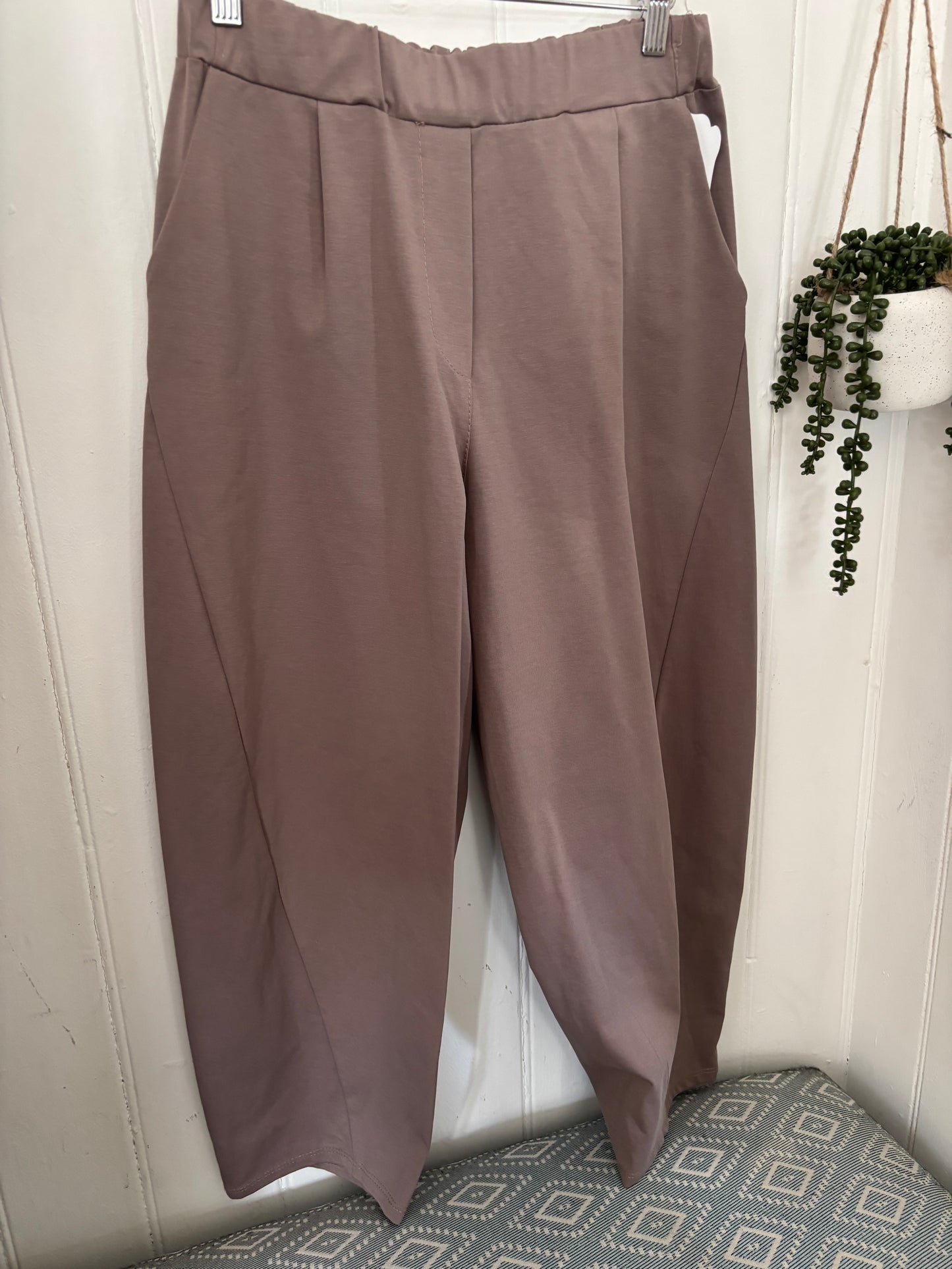 Slim stretch Barrel Trousers