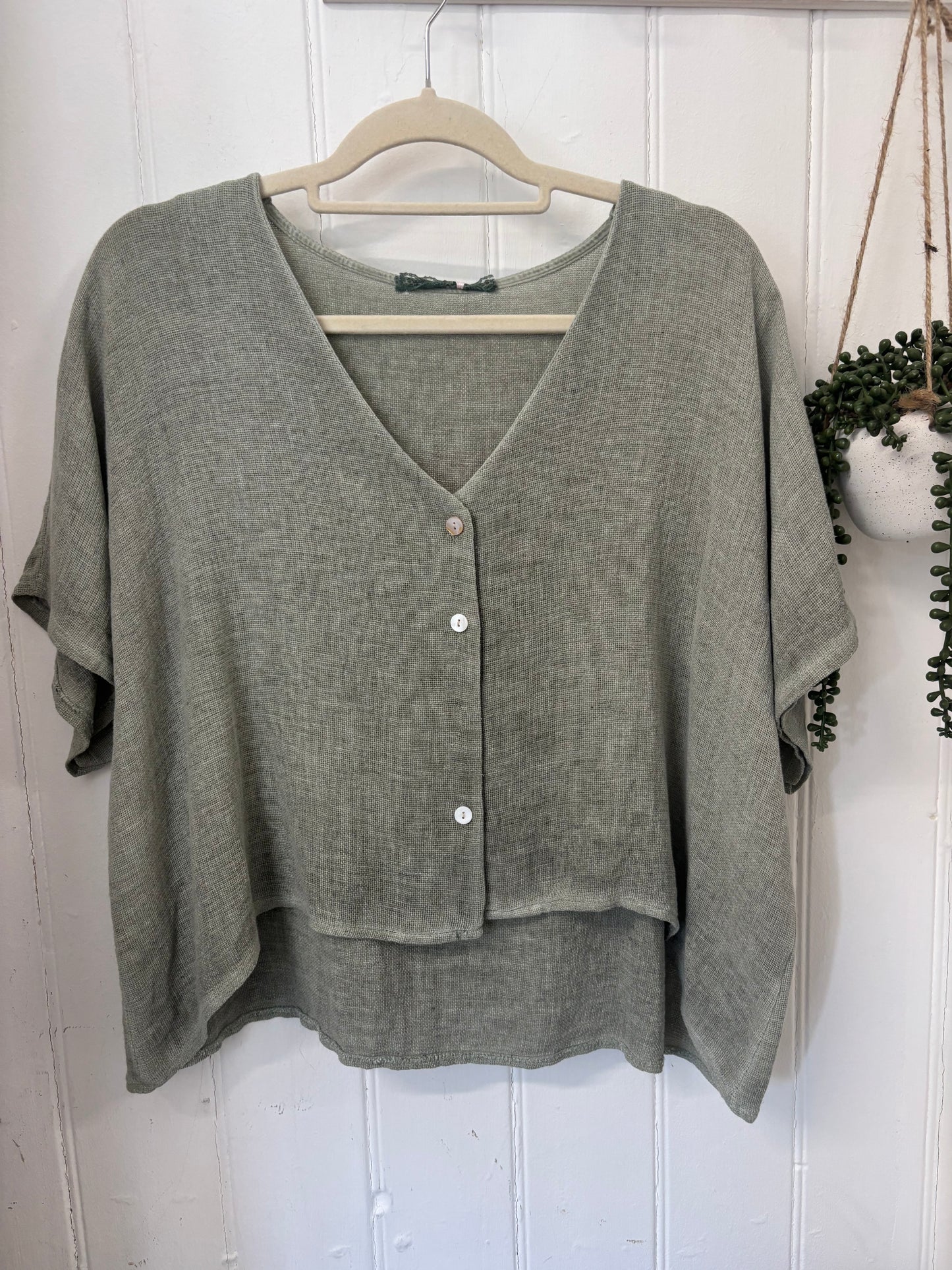 Palm Coast Button Top