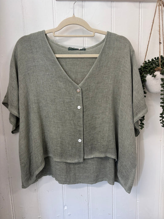Palm Coast Button Top