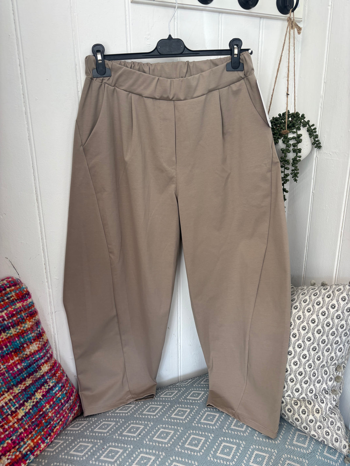 Slim stretch Barrel Trousers